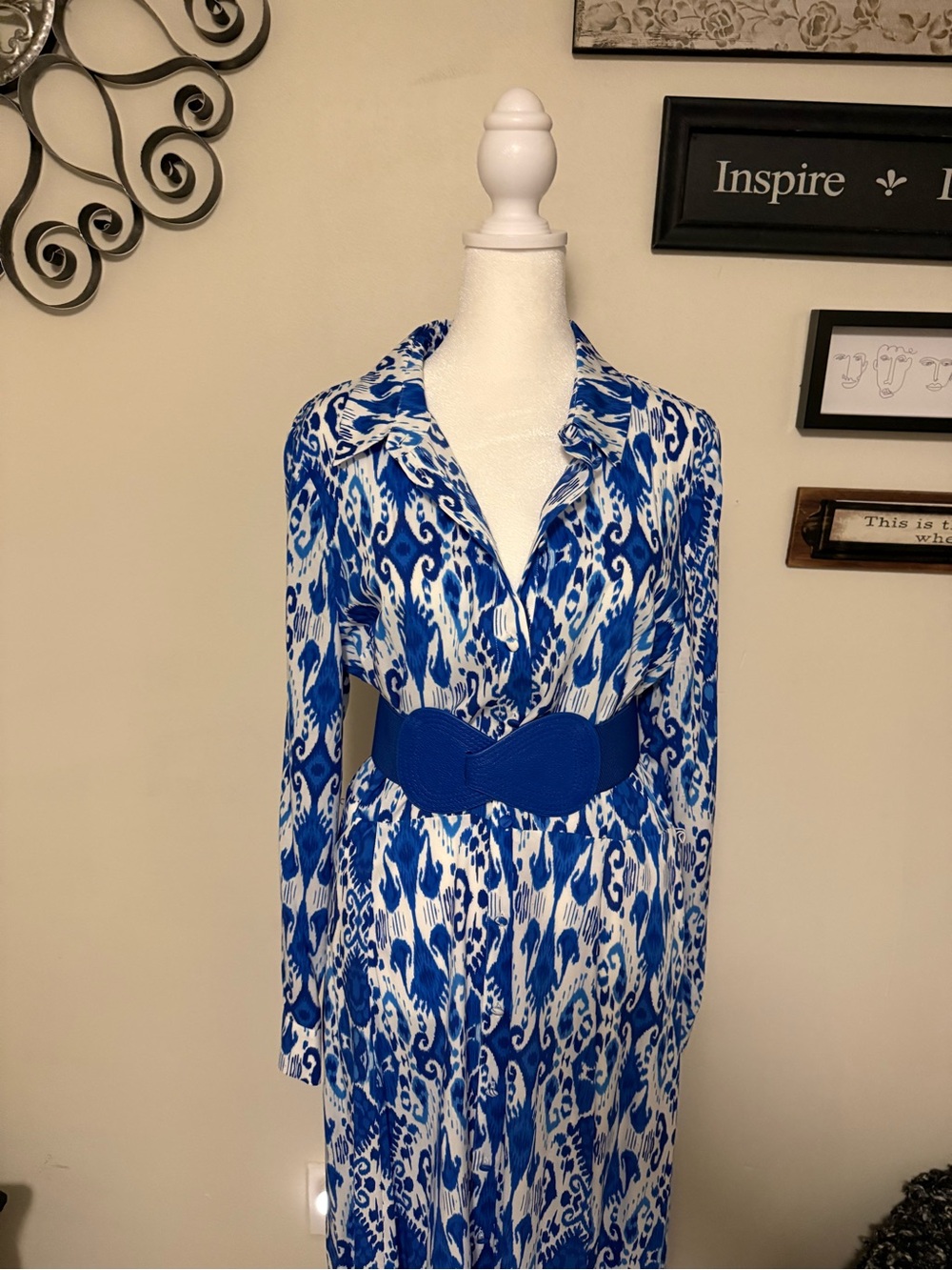 Nicola Bathie Blue and White flowing Print Maxi Dress